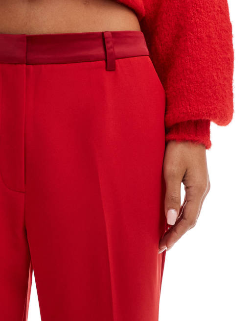 Pantalones de esmoquin rojos de corte sartorial y pernera recta de ASOS DESIGN (parte de un conjunto), 2 de 5