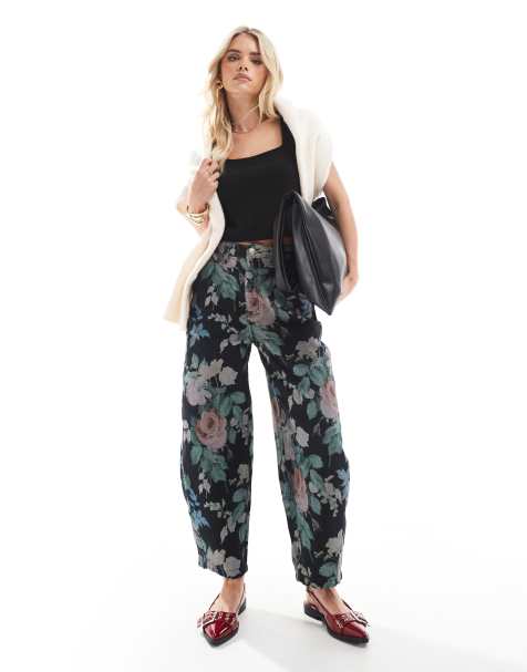 Pantalones de pernera barrel con estampado floral de ASOS DESIGN Petite - view 1