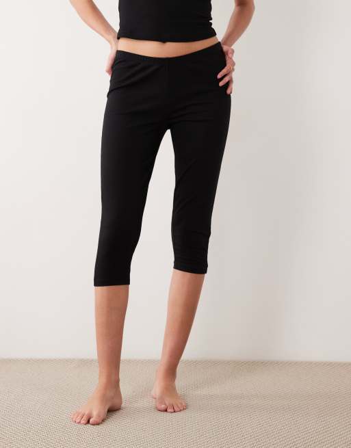 Pantalones de pijama capri negros Mix & Match de ASOS DESIGN, 4 de 4