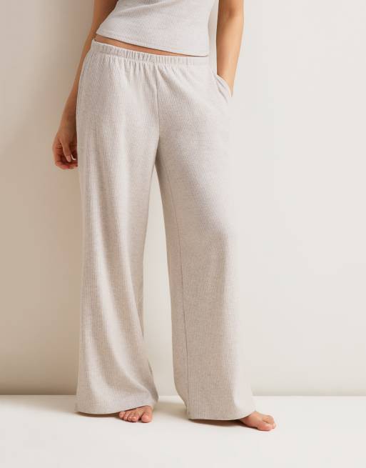 Pantalones de pijama color avena jaspeado de pernera ancha con cordón ajustable de punto pointelle Soft Lounge de TALA, 1 de 3