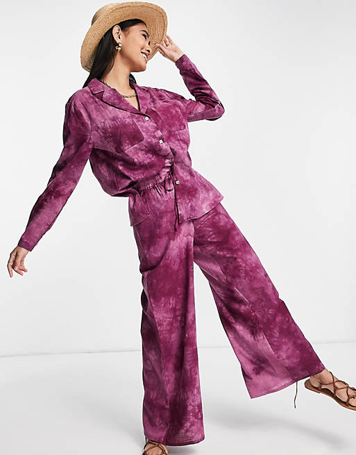 de playa violeta efecto tie dye exclusivos de Fashion Union (parte de un conjunto) | ASOS