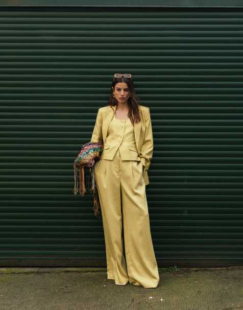 Pantalones de sastre amarillo pastel de pernera ancha con pinzas para invitada de boda premium de Topshop (parte de un conjunto) - view 1