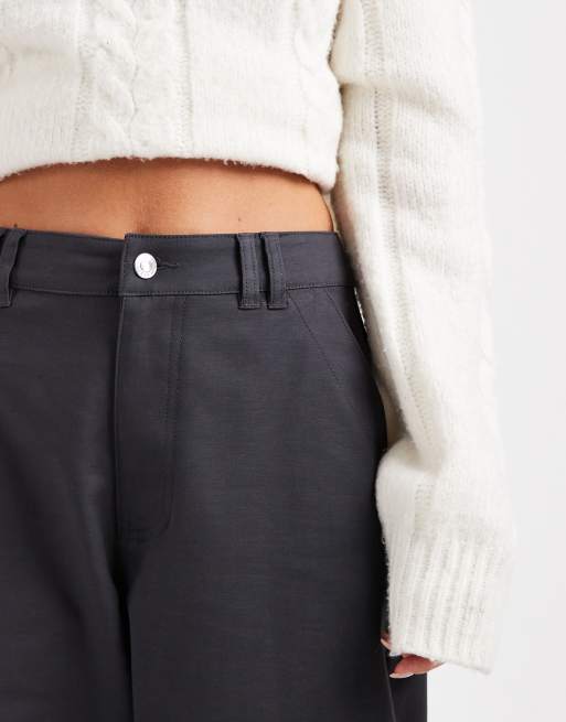 Pantalones de sastre azul marino de corte barrel de algodón satinado de ASOS DESIGN Petite , 4 de 5