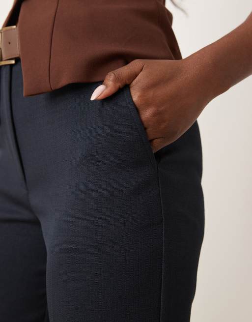 Pantalones de sastre azul marino de corte recto slim con cinturón de ASOS DESIGN, 2 de 5