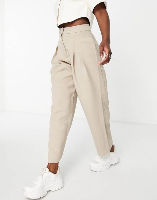 Maldito yo mismo Artificial Pantalones de sastre beis con detalle de pinzas de Pimkie (parte de un  conjunto) | ASOS