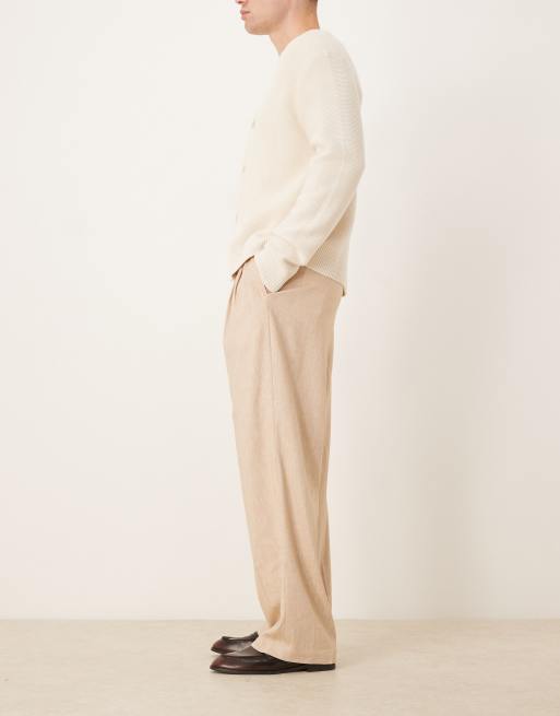 Pantalones de sastre beis de pernera ancha con pinzas dobles delanteras de tejido microtexturizado de ASOS DESIGN, 3 de 5