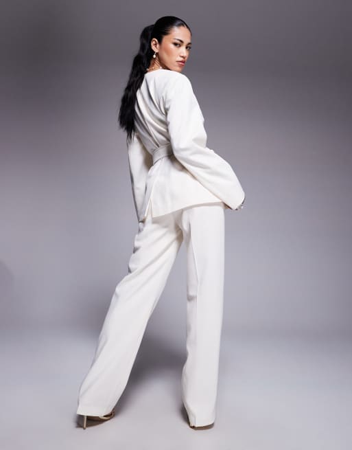 Pantalones de sastre blanco hueso de talle alto y pernera recta de ASOS DESIGN, 4 de 5