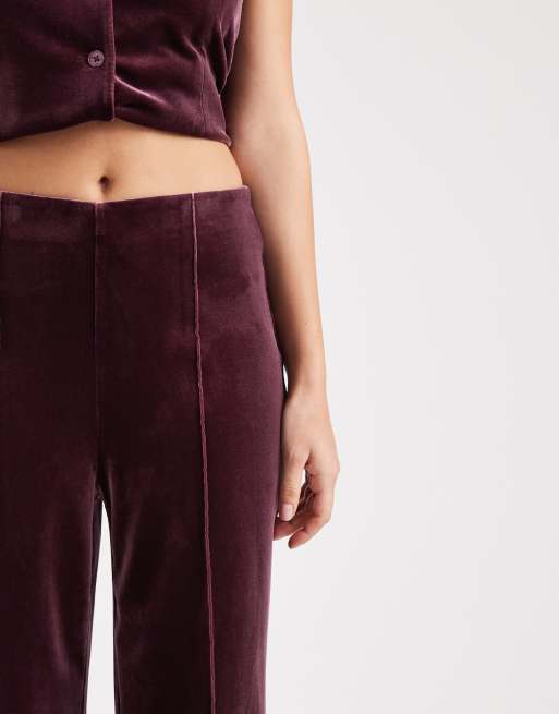 Pantalones de sastre burdeos con costura delantera de terciopelo de Vero Moda (parte de un conjunto), 3 de 5