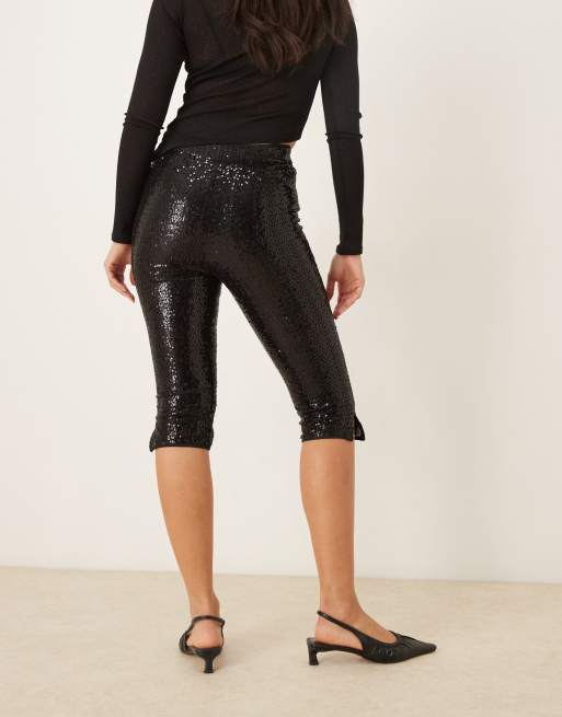 Pantalones de sastre capri negros de lentejuelas de ASOS DESIGN , 2 de 5