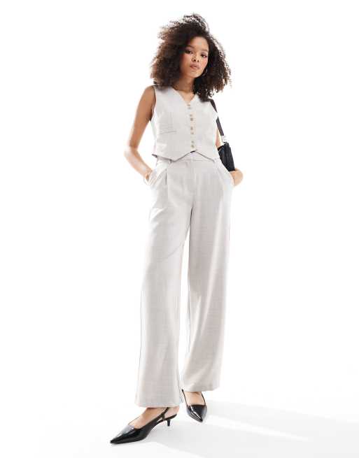 Pantalones de sastre color arena melange de pernera ancha de Vero Moda (parte de un conjunto)