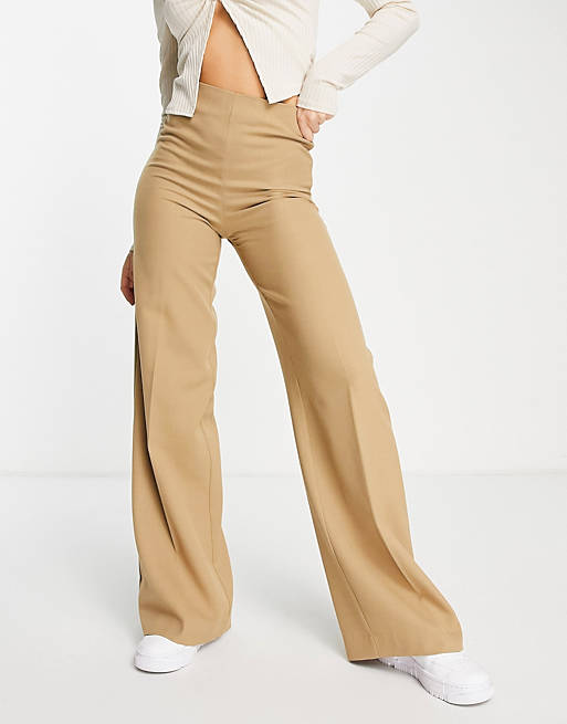Pantalones de sastre color camel de pernera ancha de Mango (parte de conjunto) ASOS