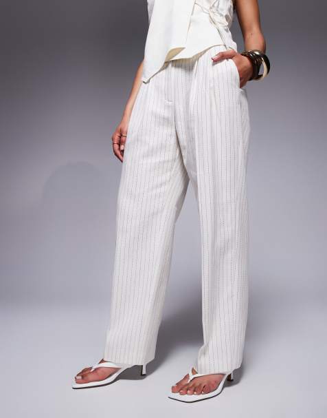 Pantalones de sastre color crema a rayas de pernera recta con detalle de pinzas de ASOS DESIGN Petite - view 1