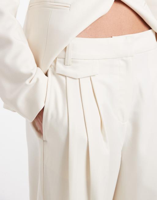 Pantalones de sastre color crema de pernera ancha con pinzas de Vero Moda (parte de un conjunto), 3 de 5