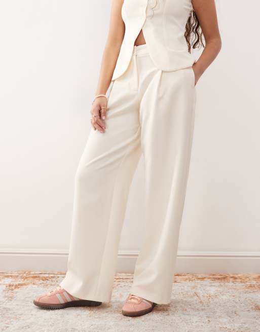Pantalones de sastre color crema de pernera ancha de Miss Selfridge (parte de un conjunto), 2 de 5
