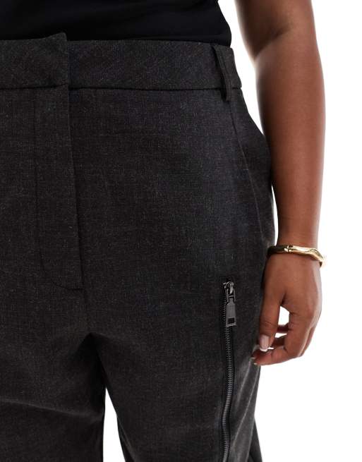 Pantalones de sastre gris carbón con cremallera en la pernera de ASOS DESIGN Curve, 4 de 5
