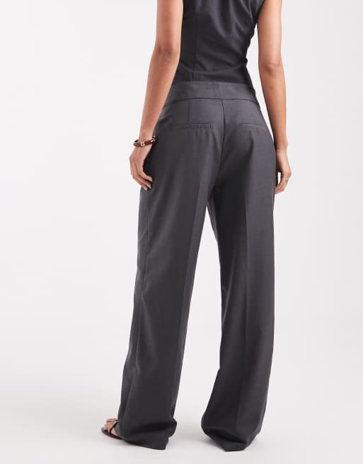 Pantalones de sastre gris oscuro de pernera ancha con cinturilla ajustable con botones y pinzas delanteras de Vero Moda, 2 de 5