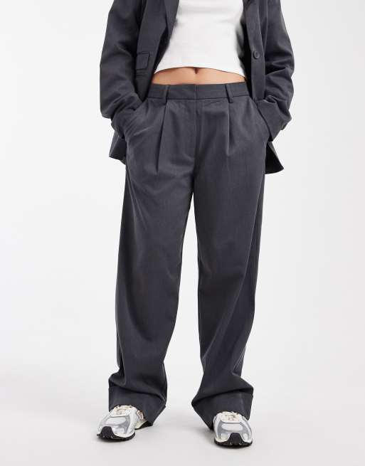 Pantalones de sastre gris oscuro jaspeado con bajos vueltos de Pieces (parte de un conjunto), 2 de 5