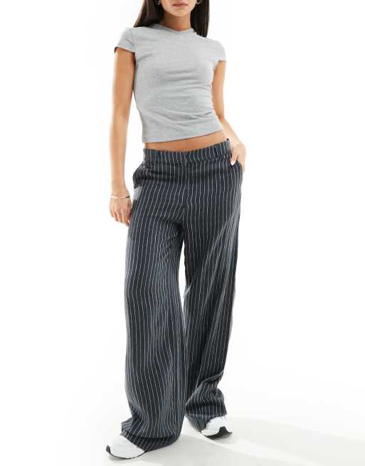 Pantalones de sastre grises con raya diplomática de mezcla de lino Emmie de Weekday