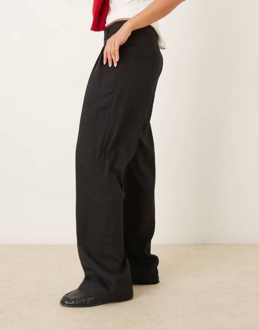 Pantalones de sastre grises de pernera recta holgada y talle bajo de ASOS DESIGN, 2 de 5