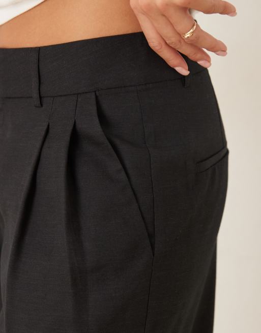 Pantalones de sastre grises de pernera recta holgada y talle bajo de ASOS DESIGN, 4 de 5