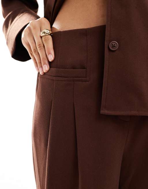 Pantalones de sastre marrón chocolate de pernera ancha de ASOS DESIGN, 3 de 5