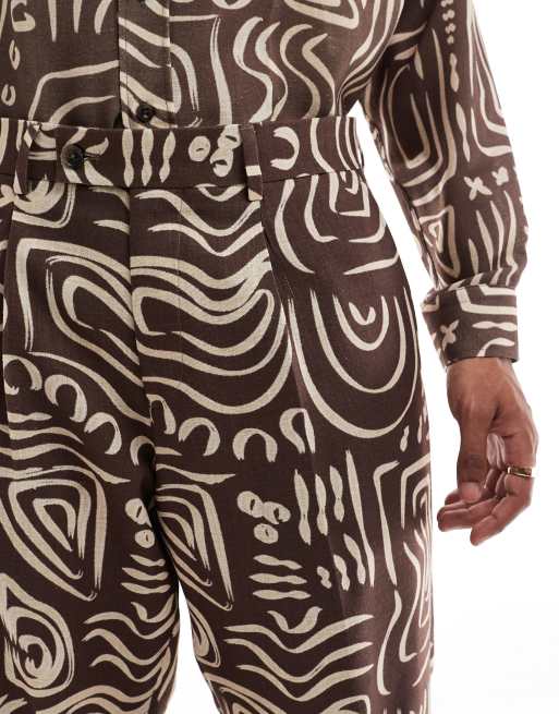 Pantalones de sastre marrón oscuro holgados con estampado abstracto de Viggo (parte de un conjunto), 4 de 5