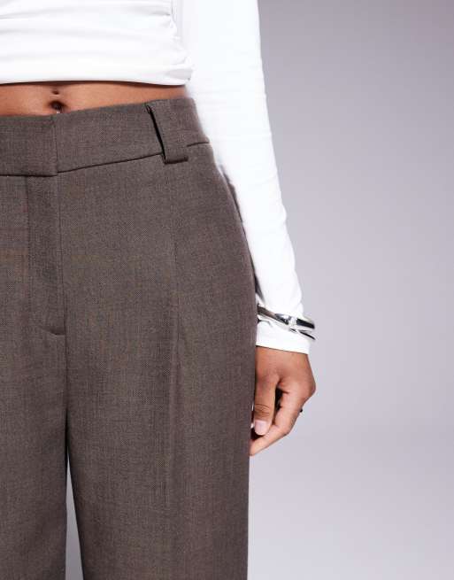Pantalones de sastre marrones de pernera recta de River Island, 2 de 5