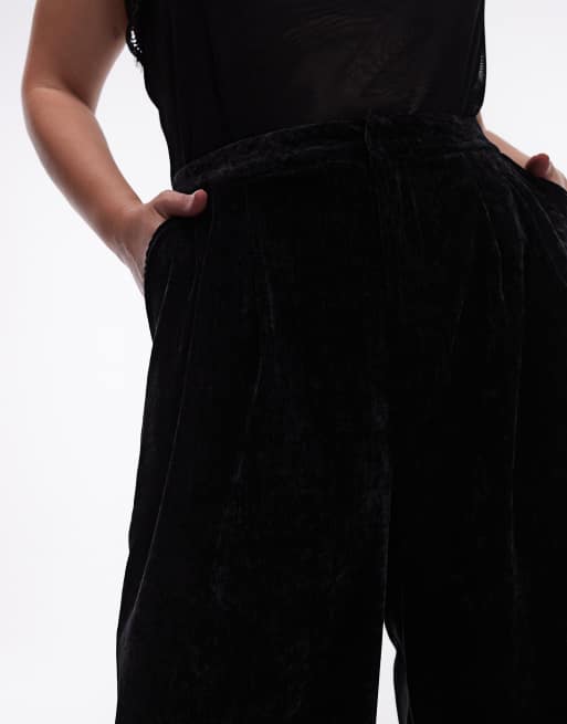 Pantalones de sastre negros de pernera ancha de terciopelo texturizado de ASOS DESIGN Curve, 2 de 5