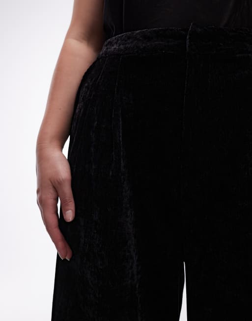 Pantalones de sastre negros de pernera ancha de terciopelo texturizado de ASOS DESIGN Curve, 4 de 5