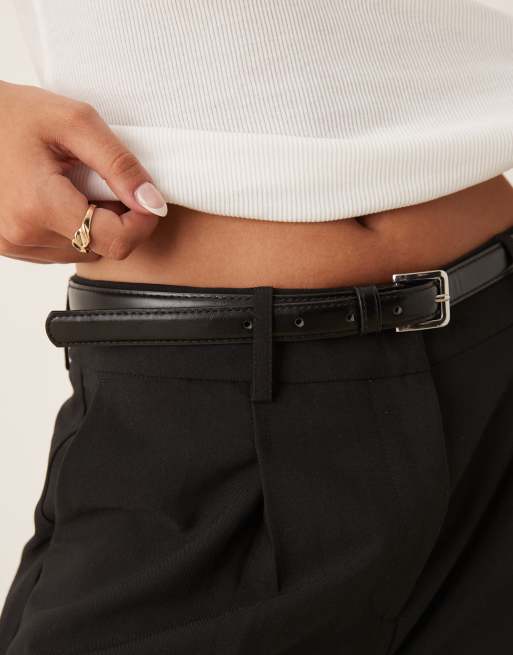 Pantalones de sastre negros de pernera recta con cinturón de cuero sintético de ASOS DESIGN, 2 de 5