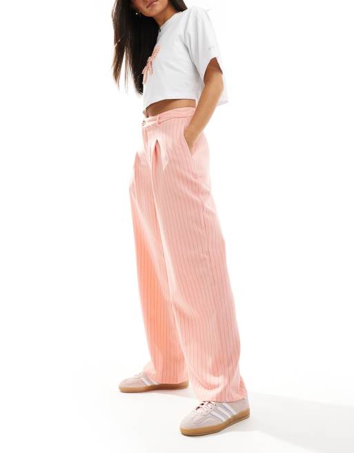 Pantalones de sastre rosas de pernera ancha con raya diplomática de Miss Selfridge, 3 de 5