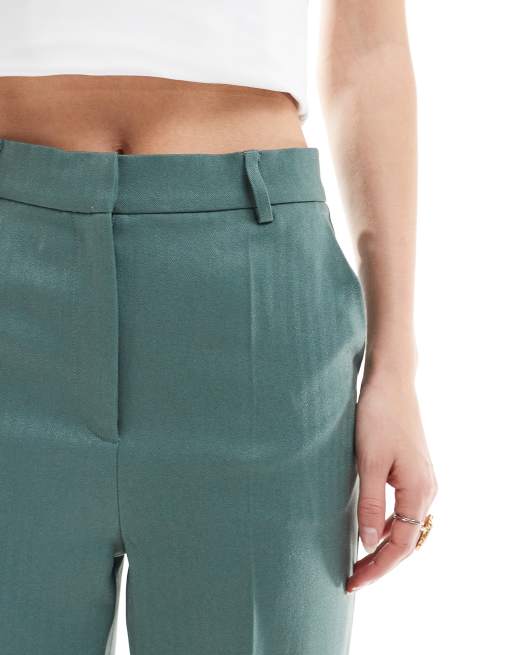 Pantalones de sastre verde bosque oscuro de pernera ancha con patrón de espiga de Vero Moda Tall (parte de un conjunto), 5 de 5