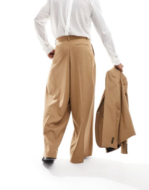 Pantalones elegantes de pernera ancha y talle alto en color camel con  diseño de espiga de ASOS DESIGN