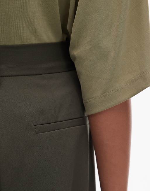Pantalones de traje verde oliva de corte masculino Ultimate de ASOS DESIGN, 3 de 5