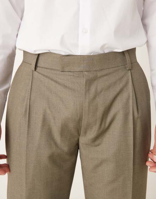 Pantalones de vestir caquis de pernera recta con pinzas dobles de ASOS DESIGN, 5 de 5