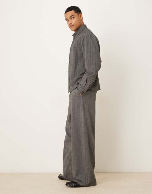 Pantalones de vestir gris carbón de pernera barrel con patrón de espiga de ASOS DESIGN (parte de un conjunto), 3 de 5
