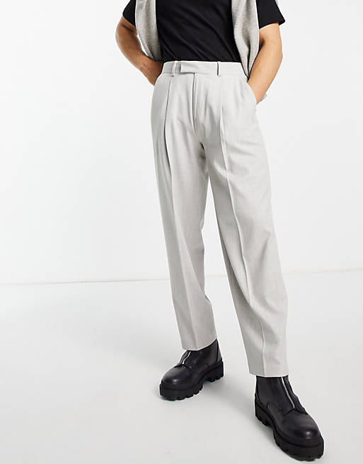 Hombre Other | Pantalones de vestir gris hielo de corte tapered extragrandes de ASOS DESIGN - ZV85664