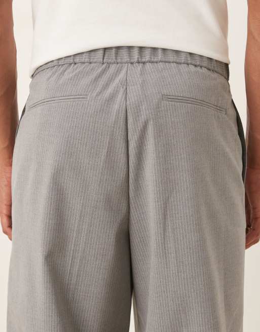 Pantalones de vestir grises de corte ancho con raya diplomática y cinturilla elástica de ASOS DESIGN (parte de un conjunto), 5 de 5