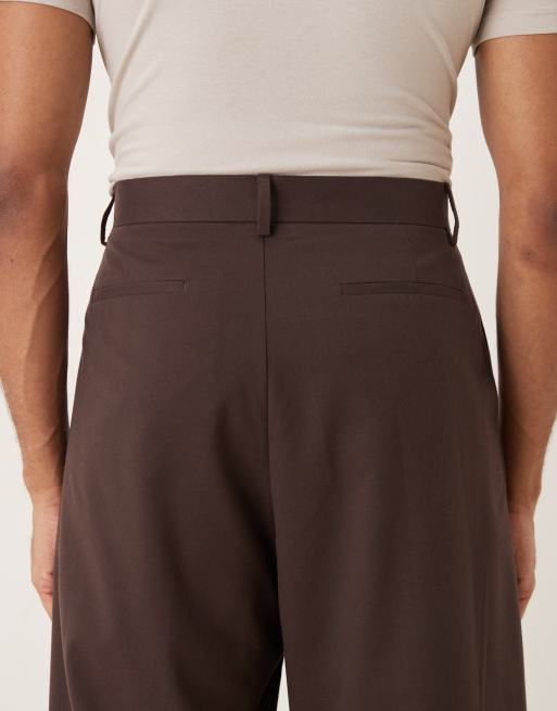 Pantalones de vestir marrón oscuro de pernera barrel de franela de ASOS DESIGN, 5 de 5