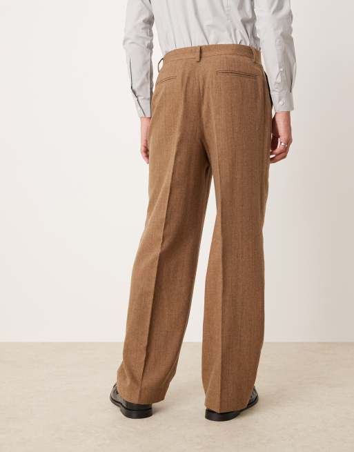Pantalones de vestir marrones de pernera ancha con raya diplomática de mezcla de lana de ASOS DESIGN , 3 de 5