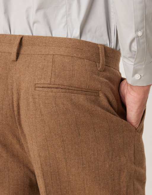 Pantalones de vestir marrones de pernera ancha con raya diplomática de mezcla de lana de ASOS DESIGN , 4 de 5