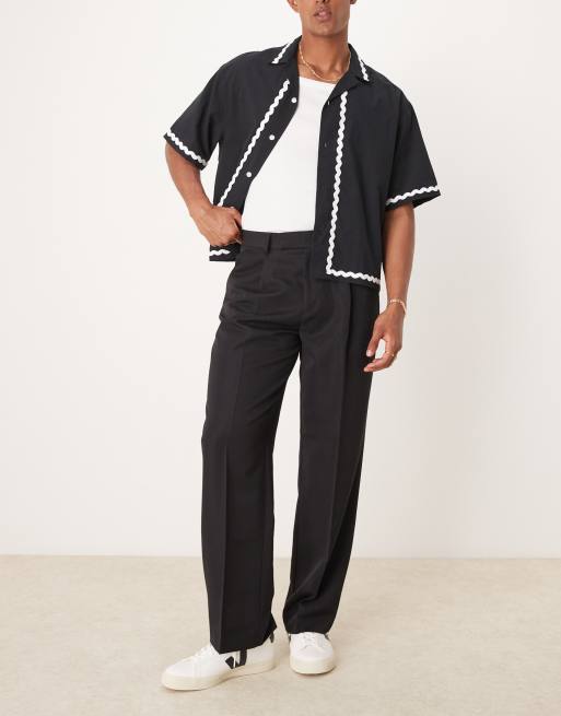 Pantalones de vestir negros de pernera ancha con pinzas delanteras de ASOS DESIGN, 5 de 5