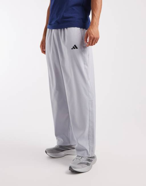 Pantalones deportivos color halo plateado Power Essentials de adidas Performance