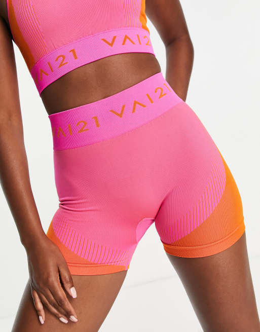 Pantalones deportivos cortos rosas y naranjas sin costuras de VAI21 (parte de un conjunto)
