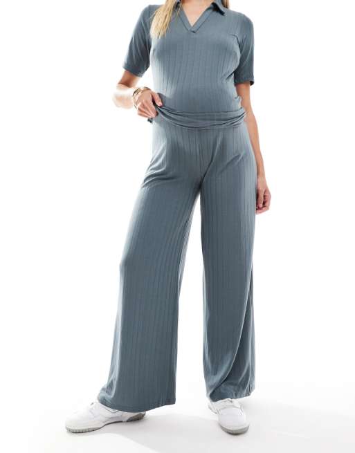 Pantalones gris asfalto de pernera ancha de canalé Mix & Match de Mamalicious Maternity (parte de un conjunto)