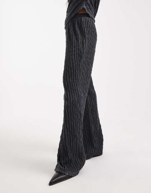 Pantalones gris asfalto de pernera ancha de punto de Vero Moda Petite (parte de un conjunto), 3 de 5