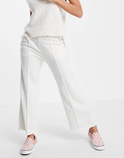 Pantalones gris claro con jaretas de Abercrombie & Fitch, 4 de 4