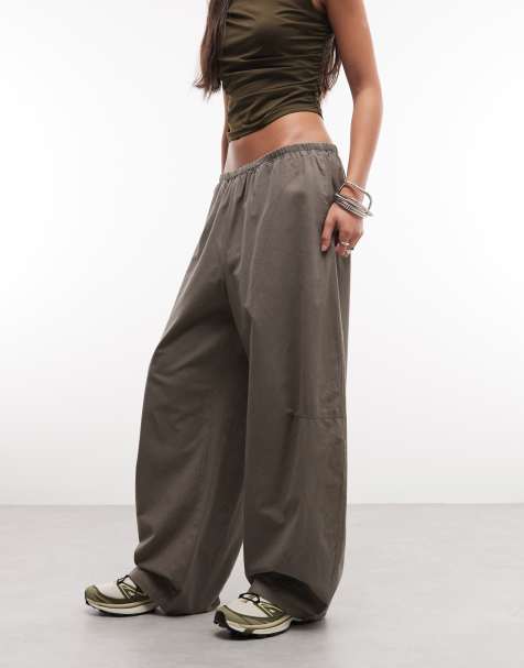 Pantalones gris medio de corte barrel de estilo paracaidista de Weekday - view 1
