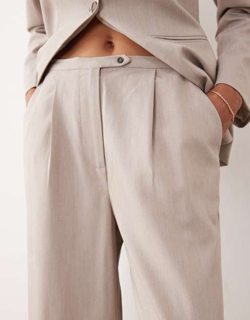 Pantalones gris pálido de talle alto y pernera ancha premium de YAS (parte de un conjunto), 3 de 5