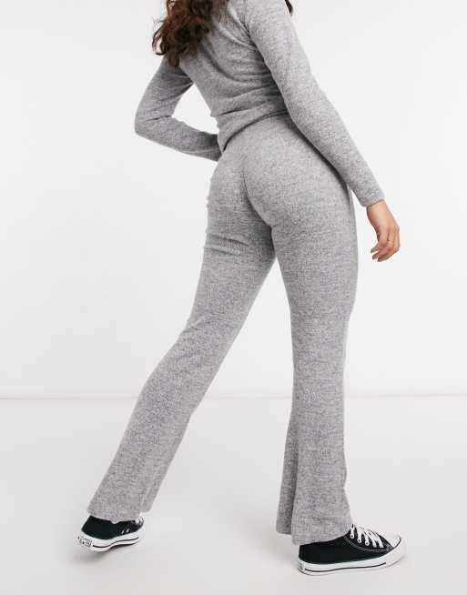 Pantalones grises de campana de punto de Pieces (parte de un conjunto), 2 de 4